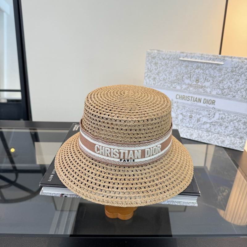 Dior top hat dx114